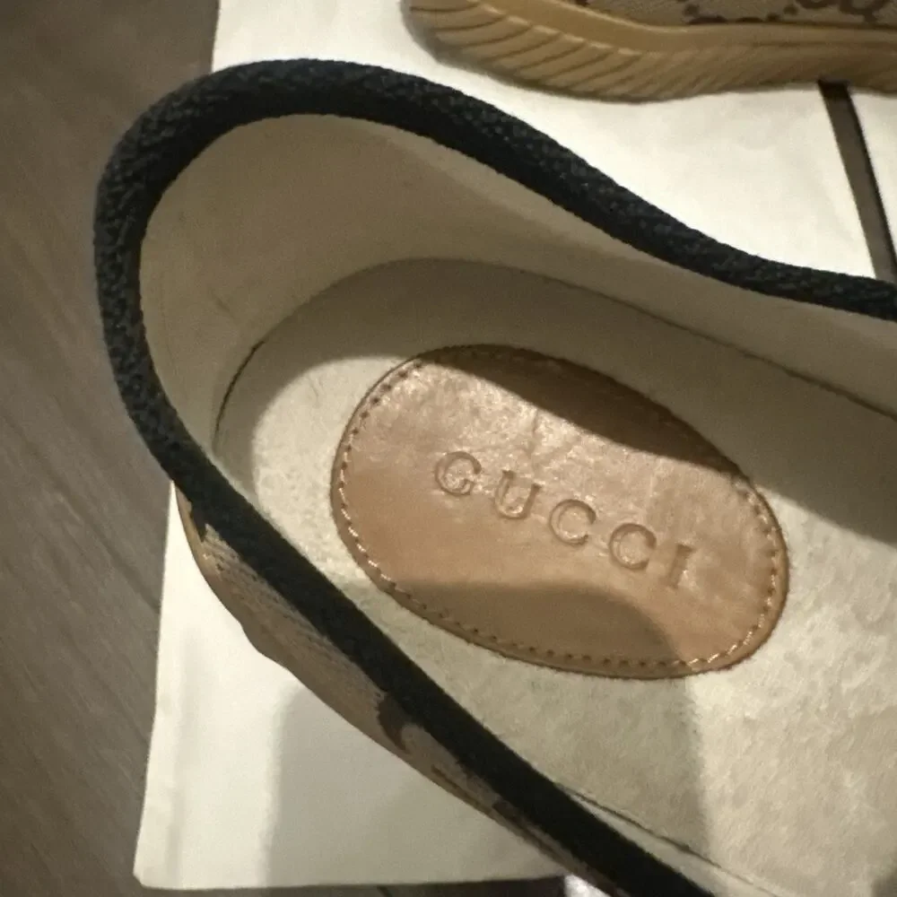 AUTHENTIC GUCCI MAXI LOWTOP SNEAKER 703031 GG SZ 10 (fits USA 11)